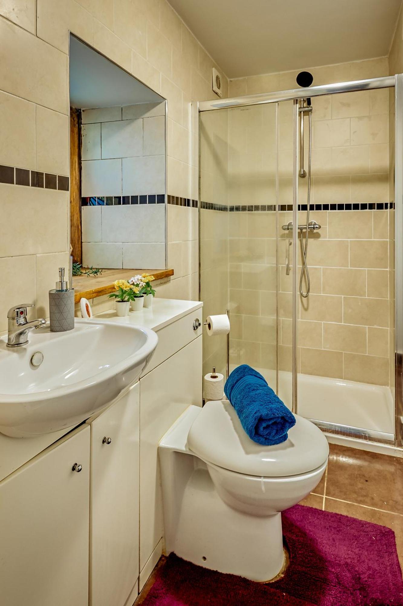 Free Parking New Gem With Garden Apartment Бристол Екстериор снимка
